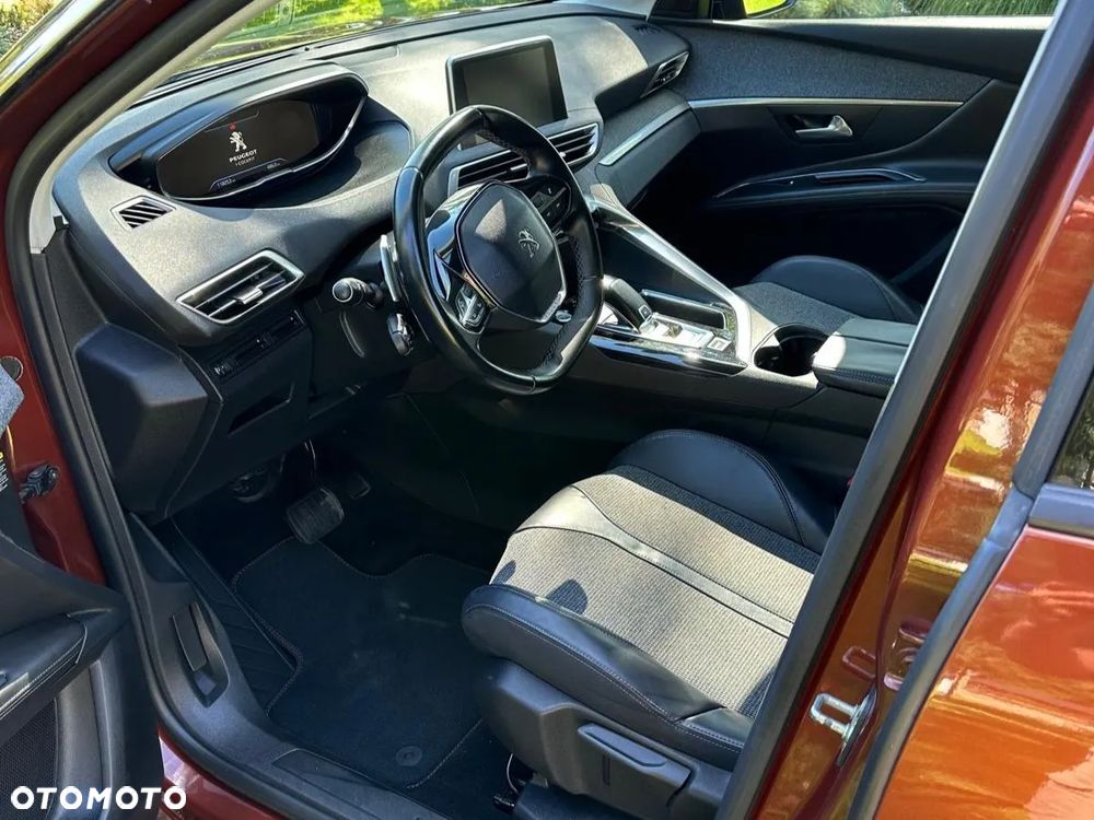 Peugeot 3008 1.5 BlueHDi Allure Pack S&S EAT8 - 11