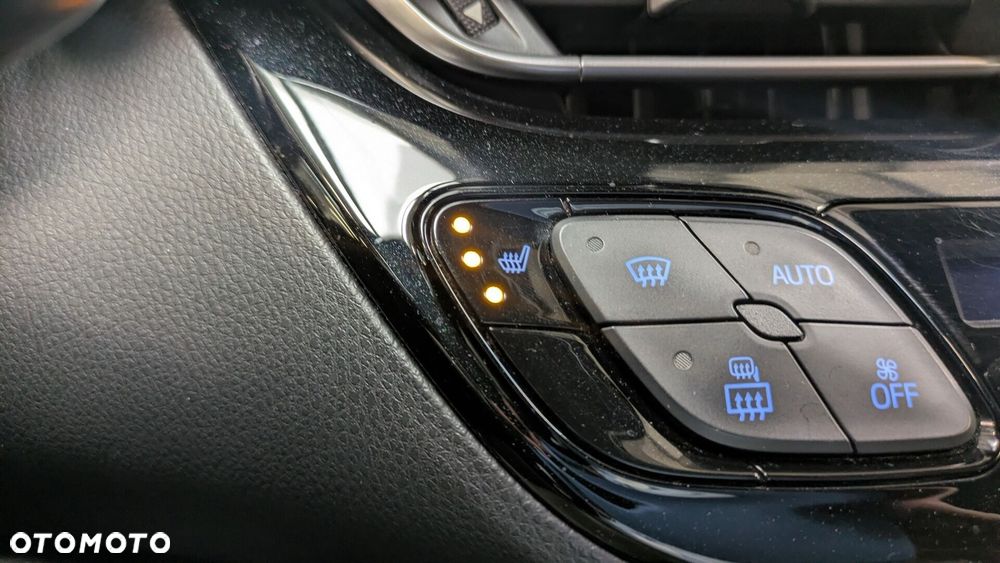 Toyota C-HR 1.2 T Dynamic - 18