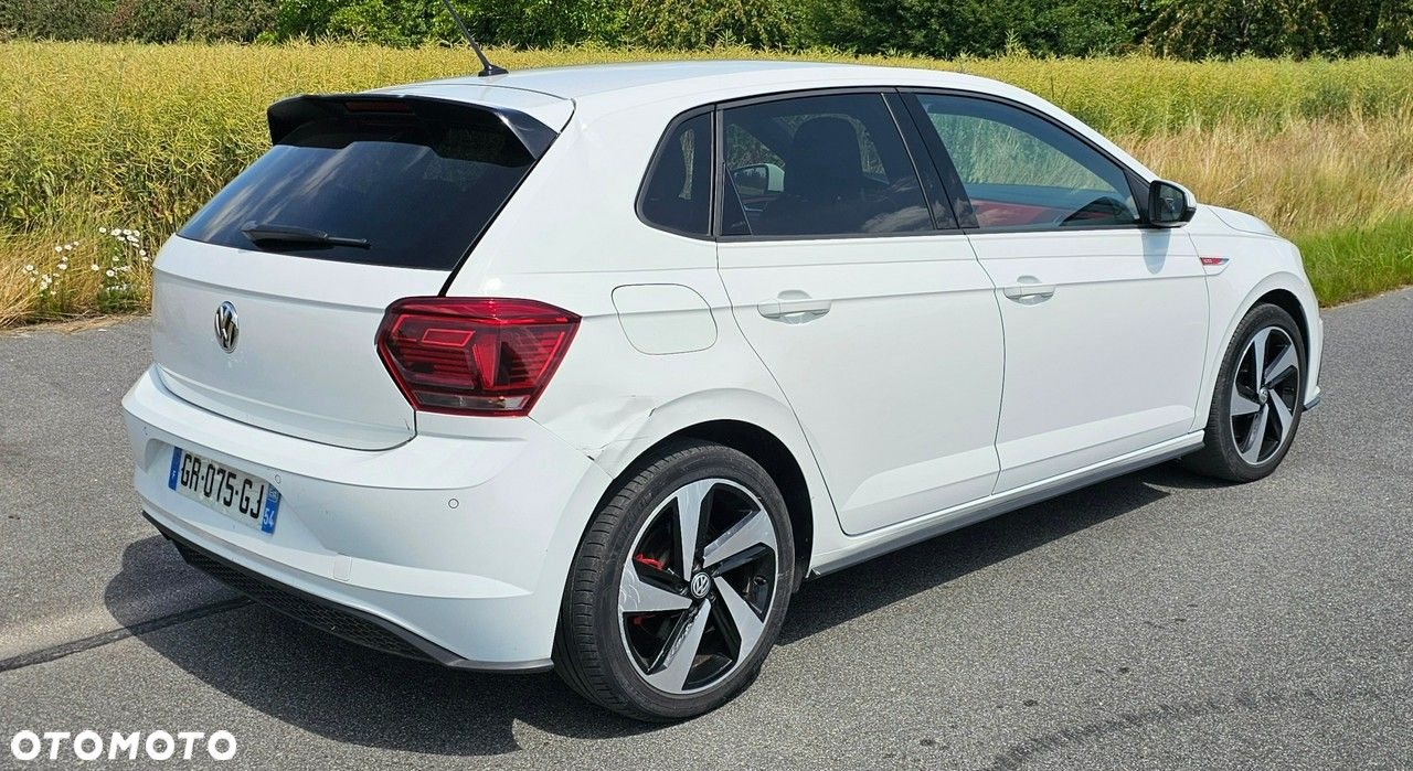 Volkswagen Polo - 26