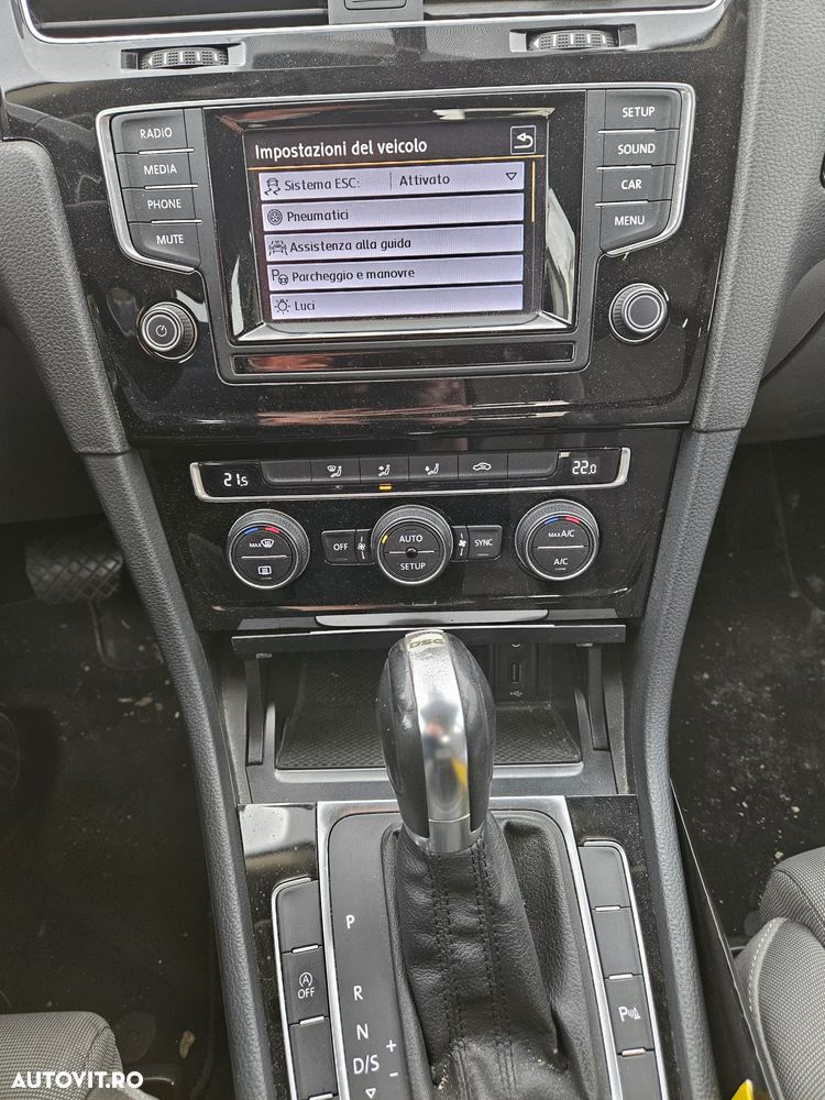 Volkswagen Golf - 16