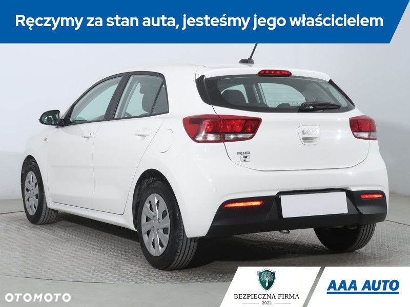 Kia Rio - 5