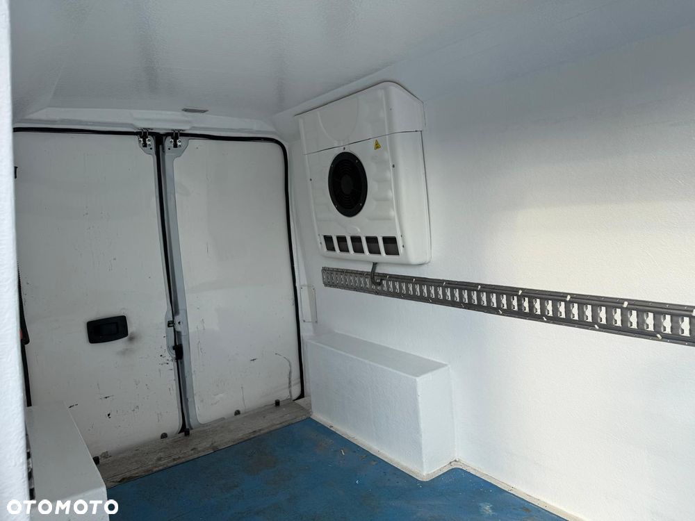 Fiat Ducato 2.3 150KM, L3H2, Chłodnia-Mroźnia, Winda, Bardzo zadbane - 19