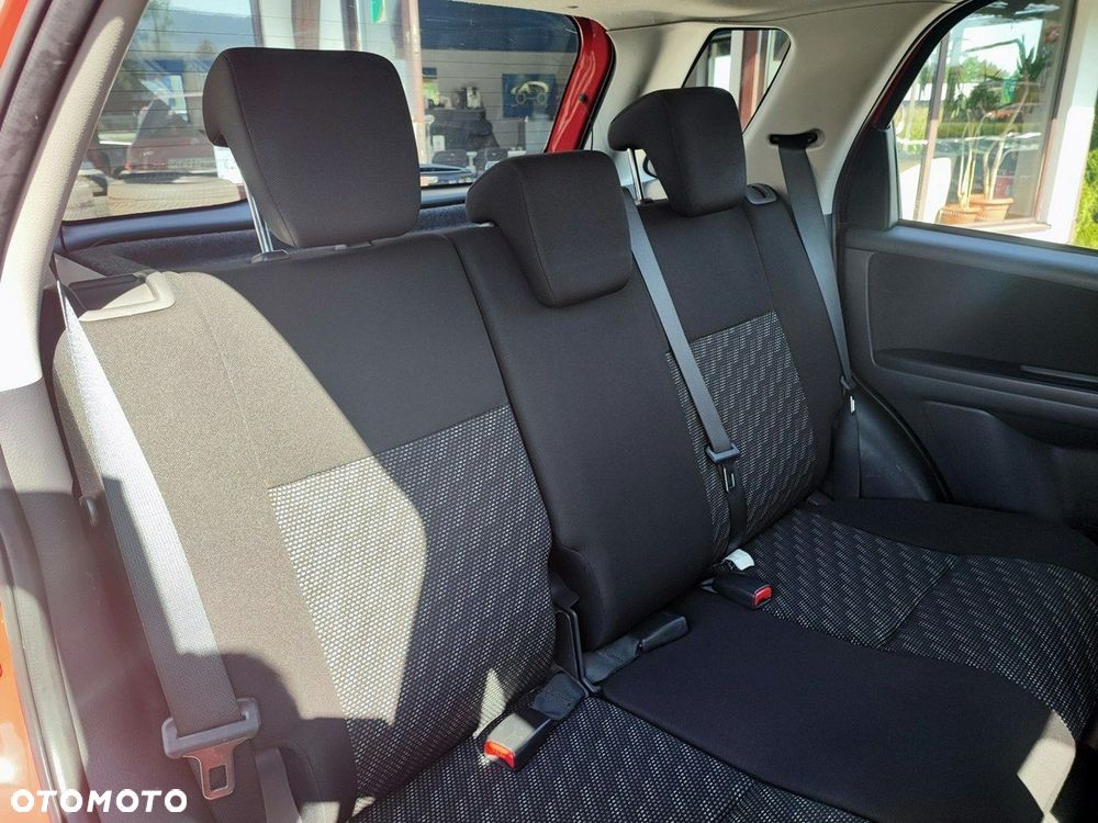 Suzuki SX4 1.6 GLX / Comfort - 18