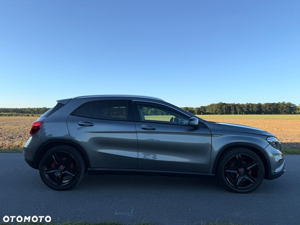 Mercedes-Benz GLA 200 CDI 7G-DCT Edition 1 - 19
