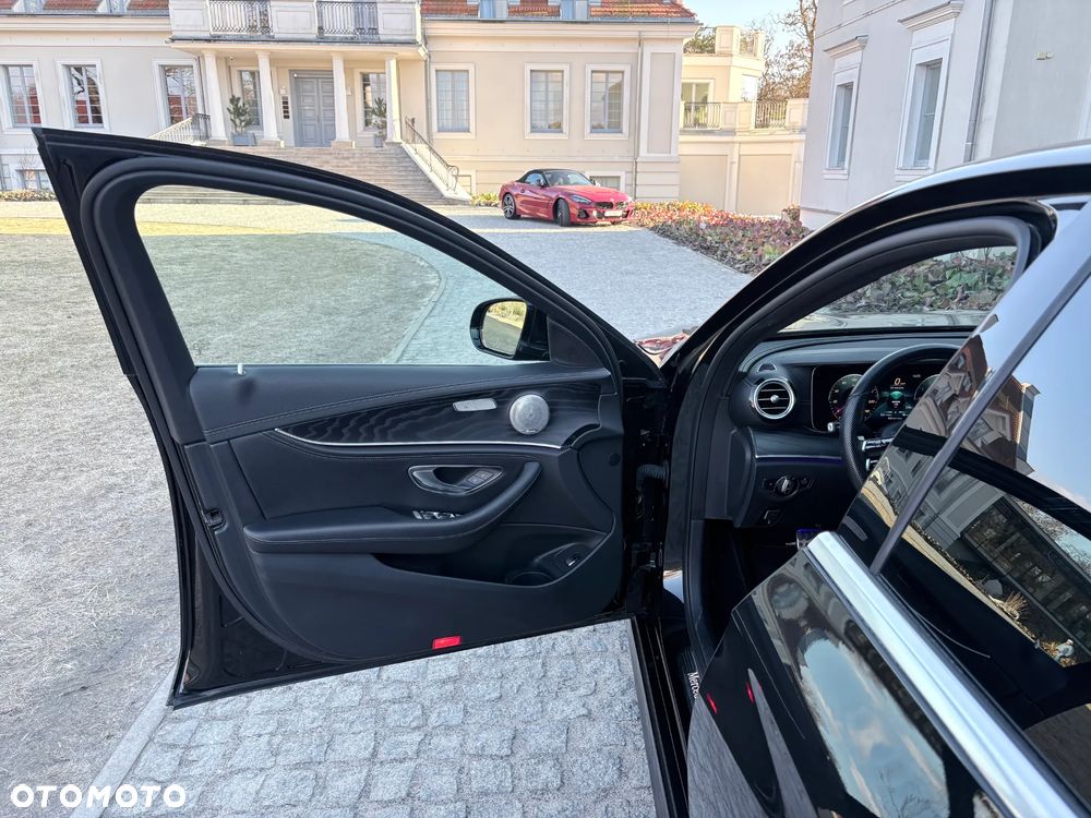 Mercedes-Benz Klasa E - 12