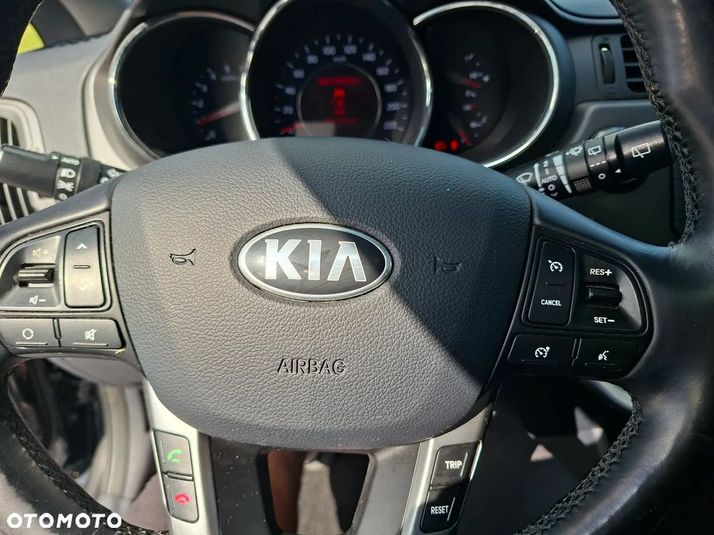 Kia Rio - 20