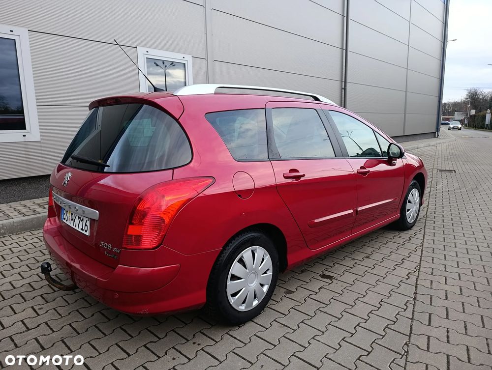 Peugeot 308 120 VTi Family - 8
