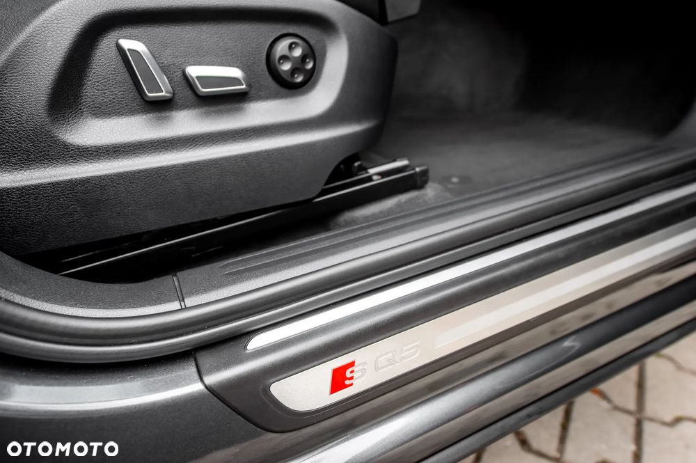 Audi SQ5 3.0 TDI Quattro Tiptronic EU6 - 38