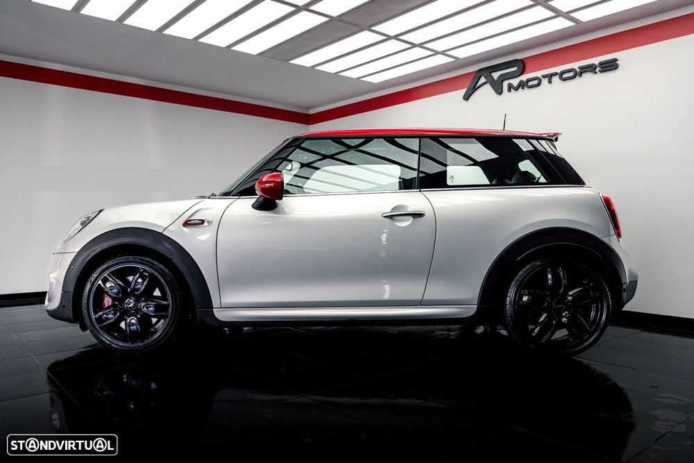MINI 3 Portas John Cooper Works - 14