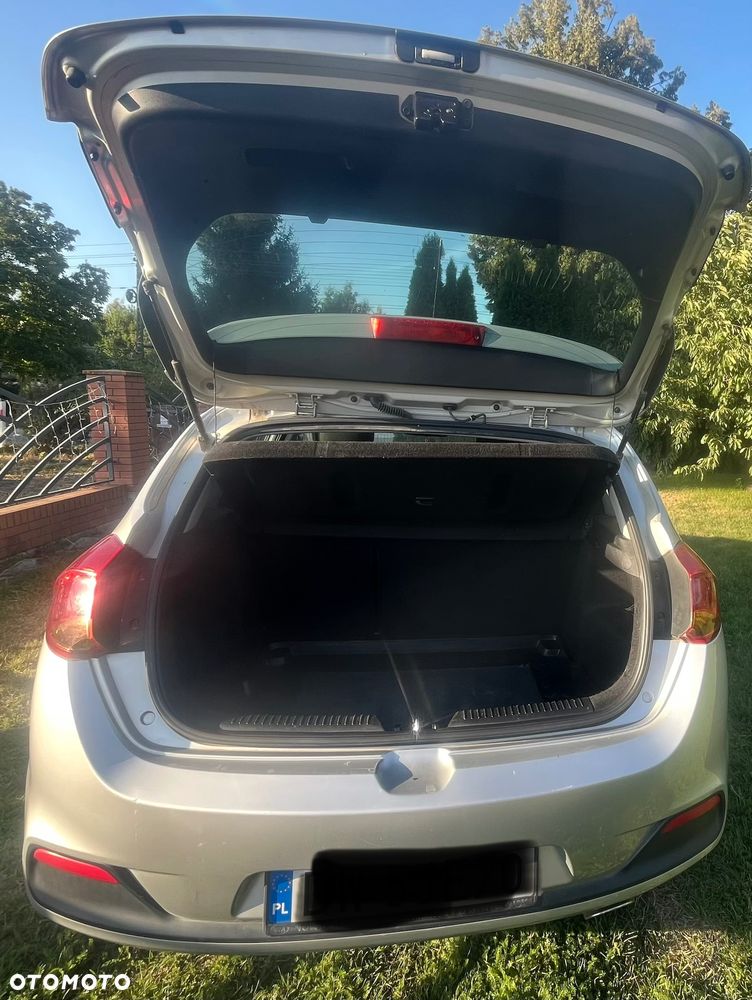 Kia Ceed - 14