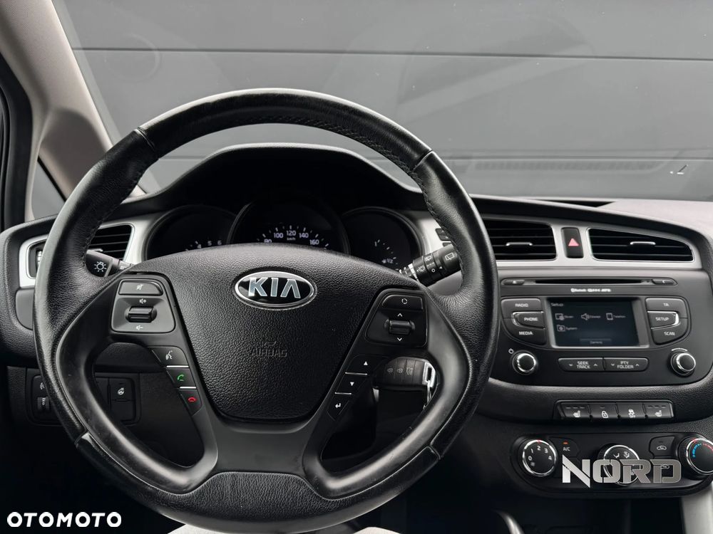 Kia Ceed 1.6 CRDi M - 14