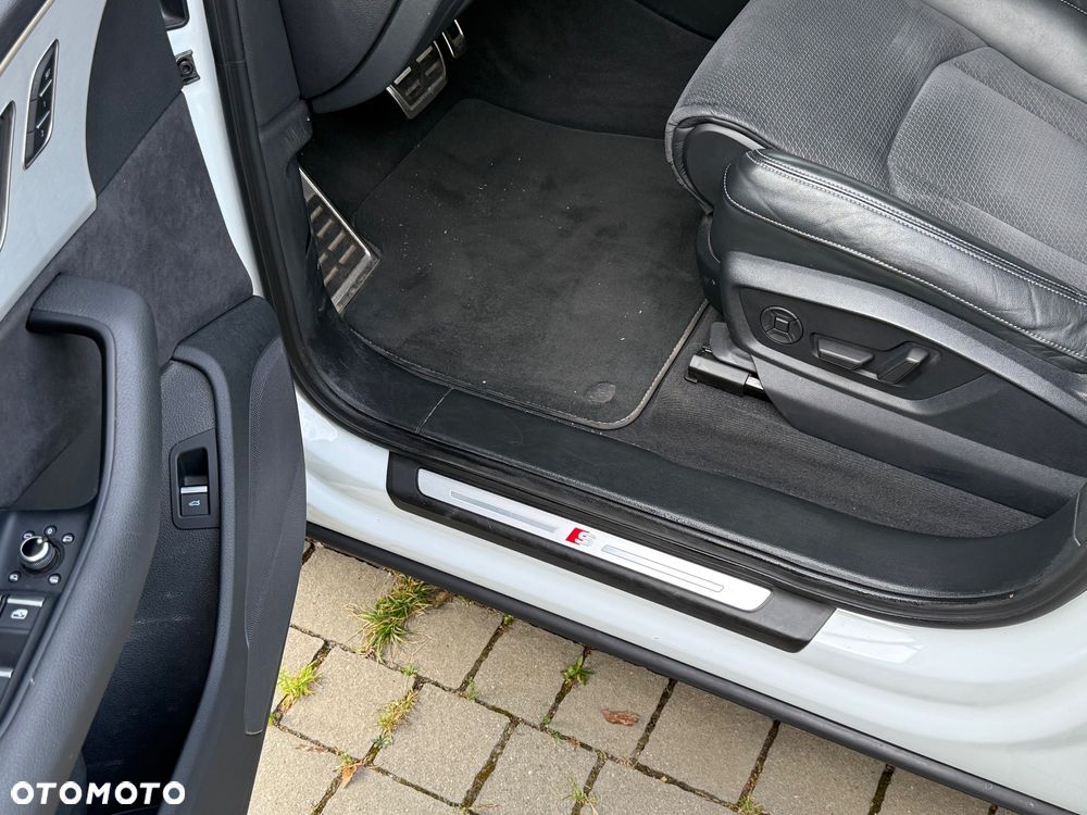 Audi Q7 50 TDI quattro tiptronic S line - 21