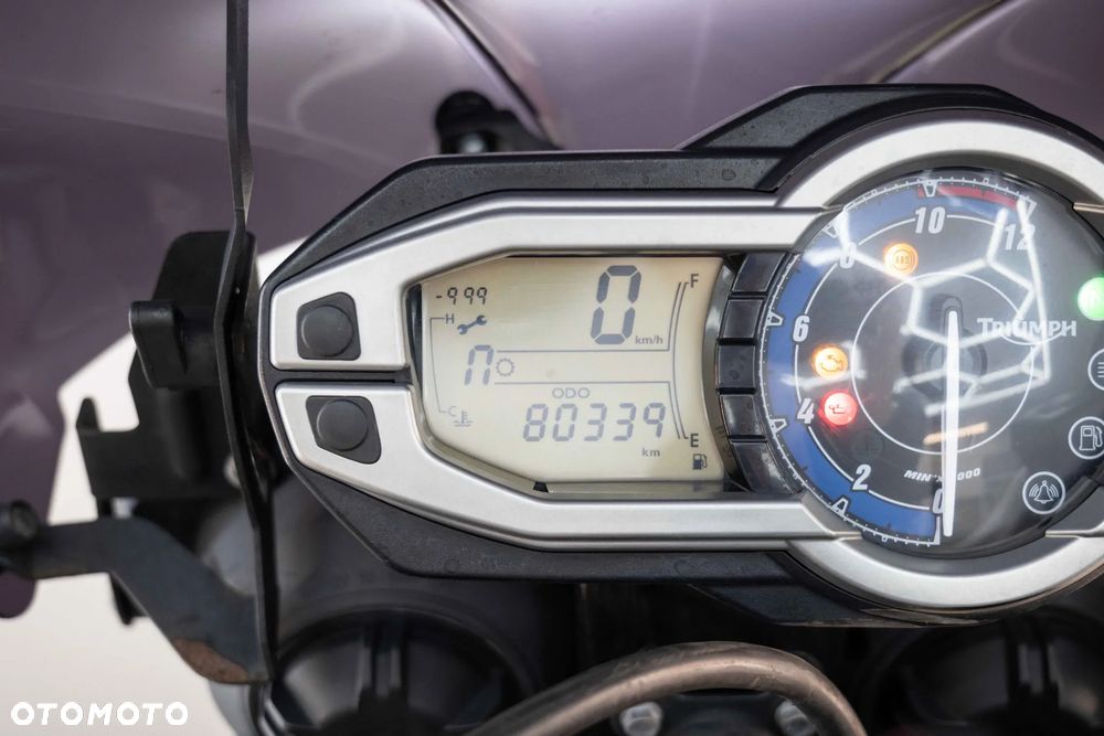 Triumph Tiger - 24