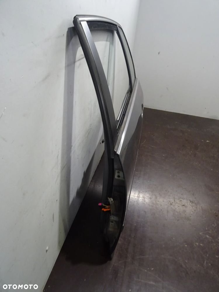 VW GOLF V 03-09 HB 5D DRZWI LEWY TYŁ LA7T - 3