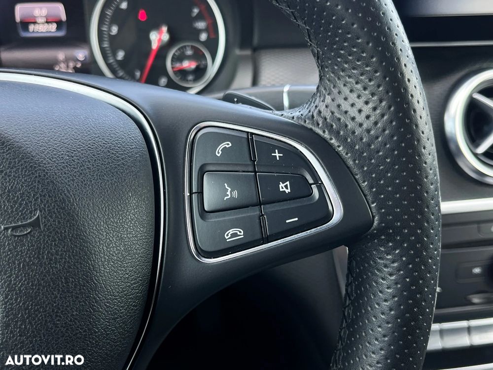 Mercedes-Benz A 200 7G-DCT - 16