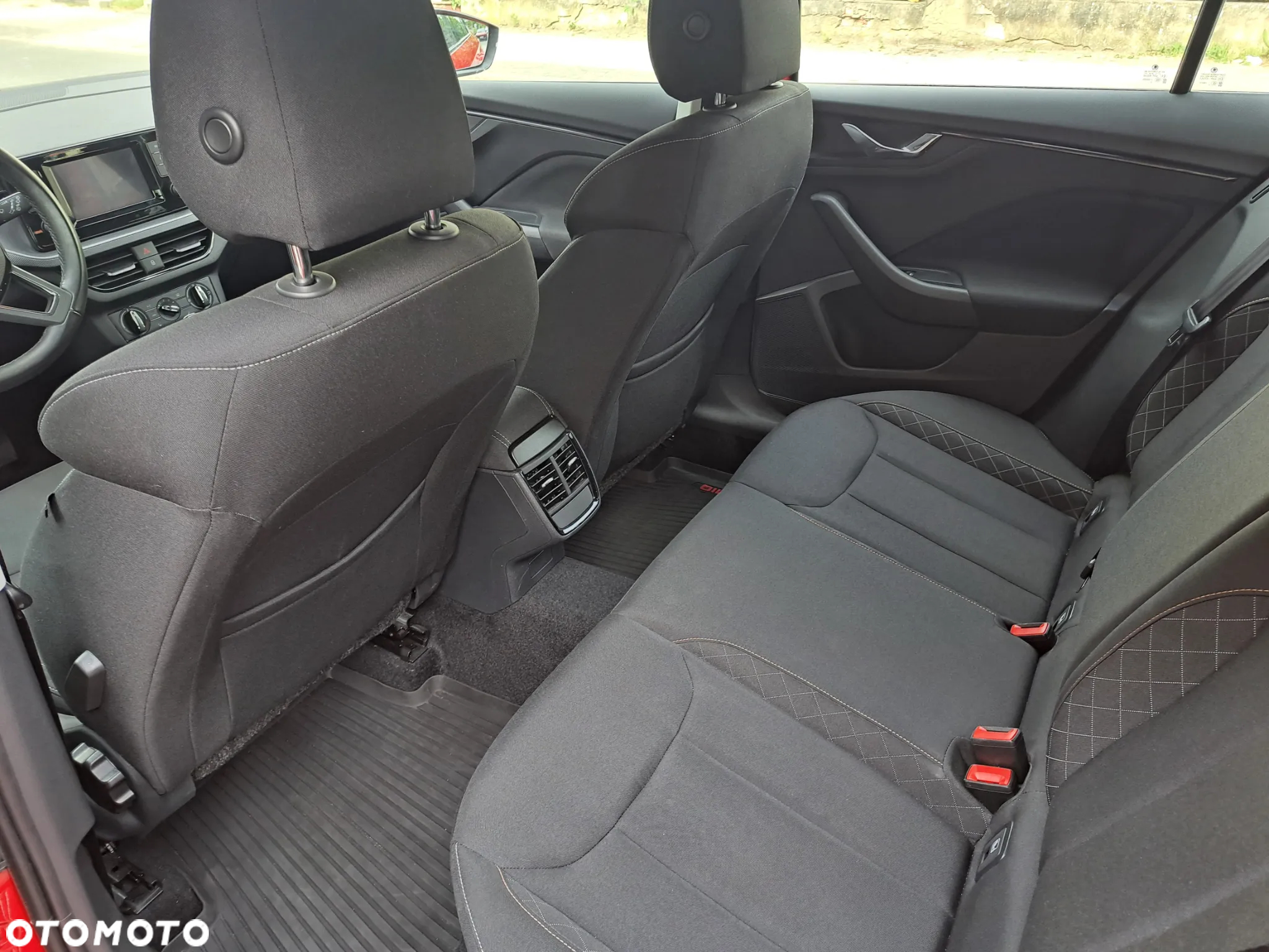 Skoda Kamiq 1.0 TSI DSG Ambition - 6