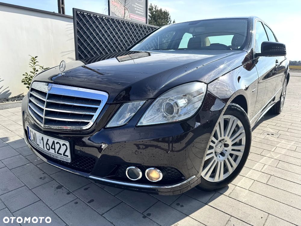 Mercedes-Benz Klasa E 250 CDI 7G-TRONIC Elegance - 4