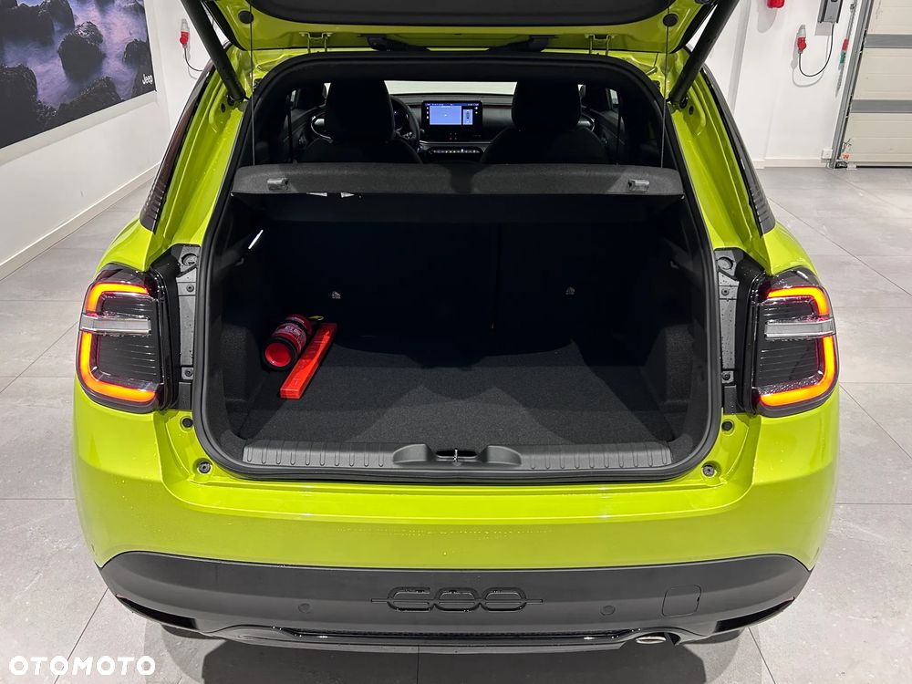 Fiat 600 1.2 Turbo Sport eDCT - 10
