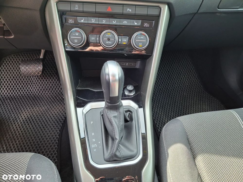 Volkswagen T-Roc 1.5 TSI ACT Advance DSG - 11