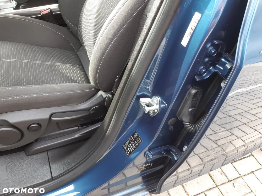 Opel Zafira 1.4 Turbo (ecoFLEX) Start/Stop ON - 22