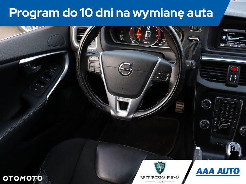 Volvo V40 - 8