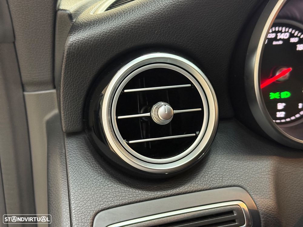 Mercedes-Benz C 180 AMG Line Aut. - 39