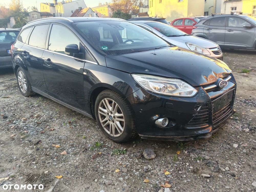 Ford Focus 2012 photo 2