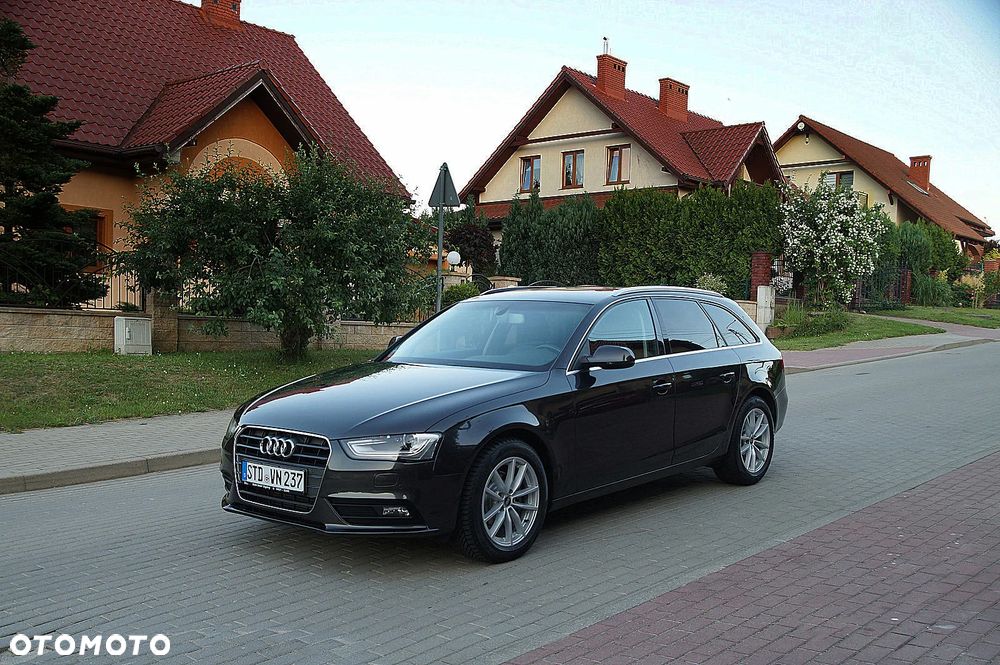 Audi A4 Avant 2.0 TDI DPF Attraction - 4