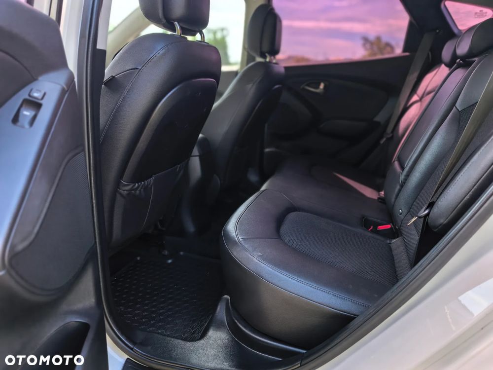 Hyundai ix35 2.0 CRDi Premium 4WD - 16