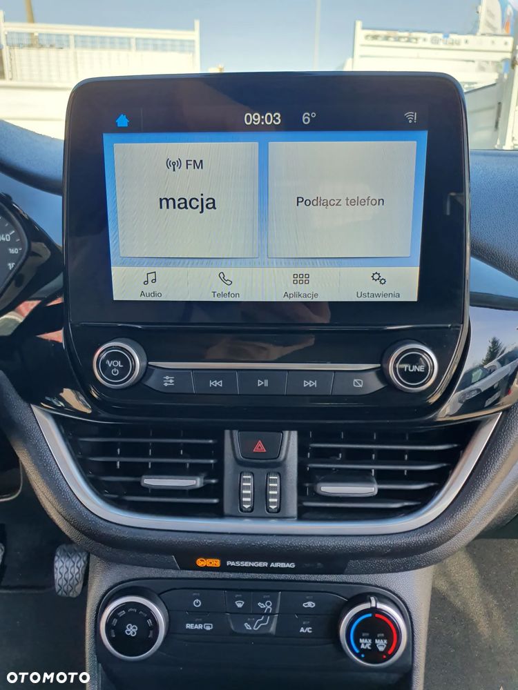 Ford Fiesta - 24