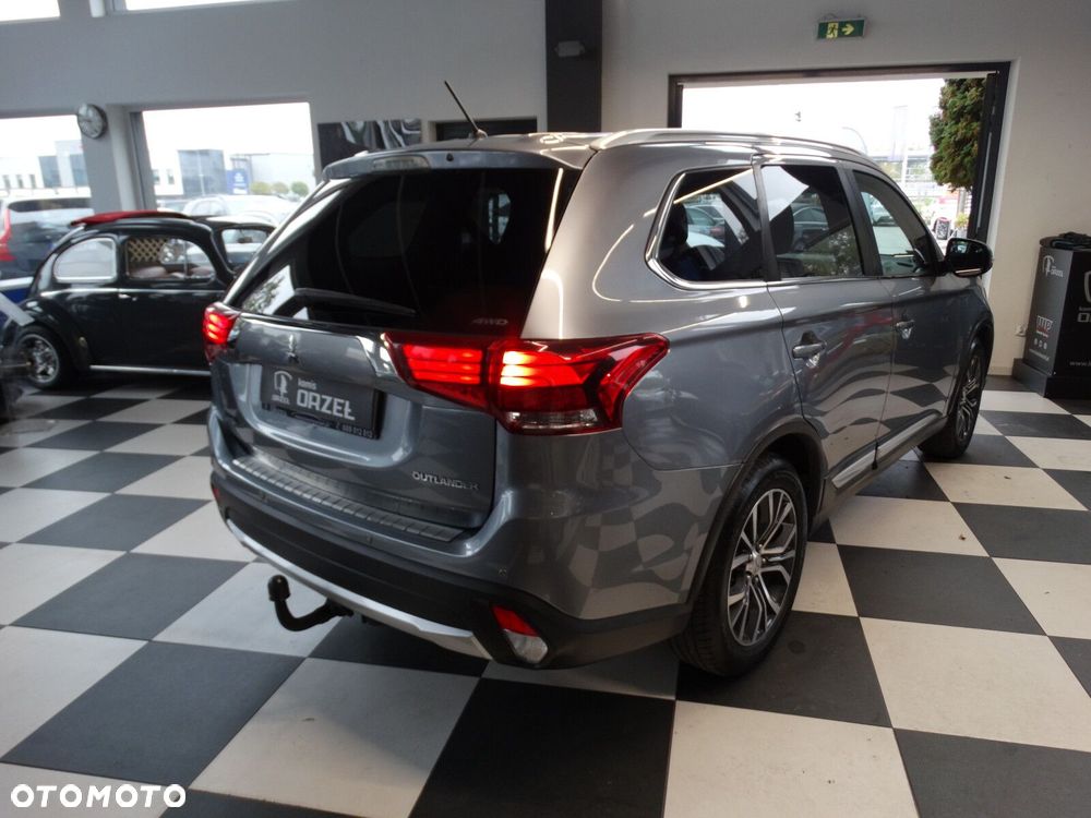 Mitsubishi Outlander - 5
