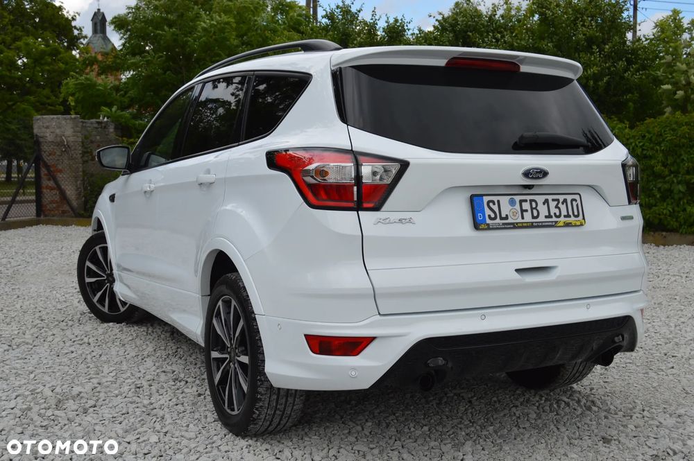 Ford Kuga 1.5 EcoBoost 2x4 ST-Line - 19