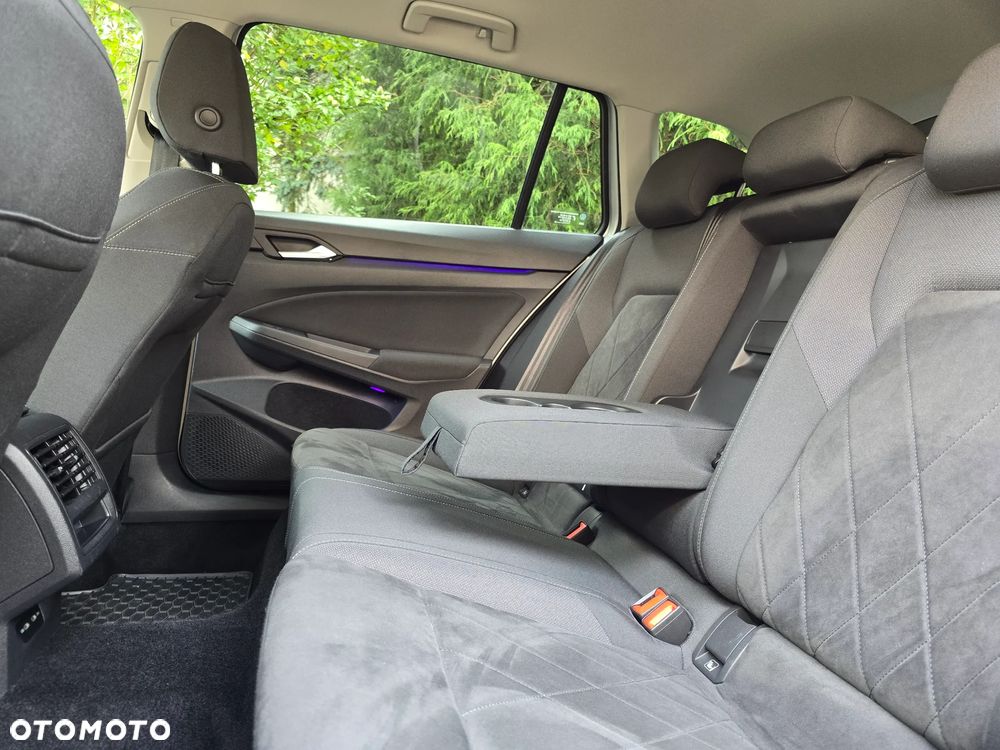 Volkswagen Golf - 31