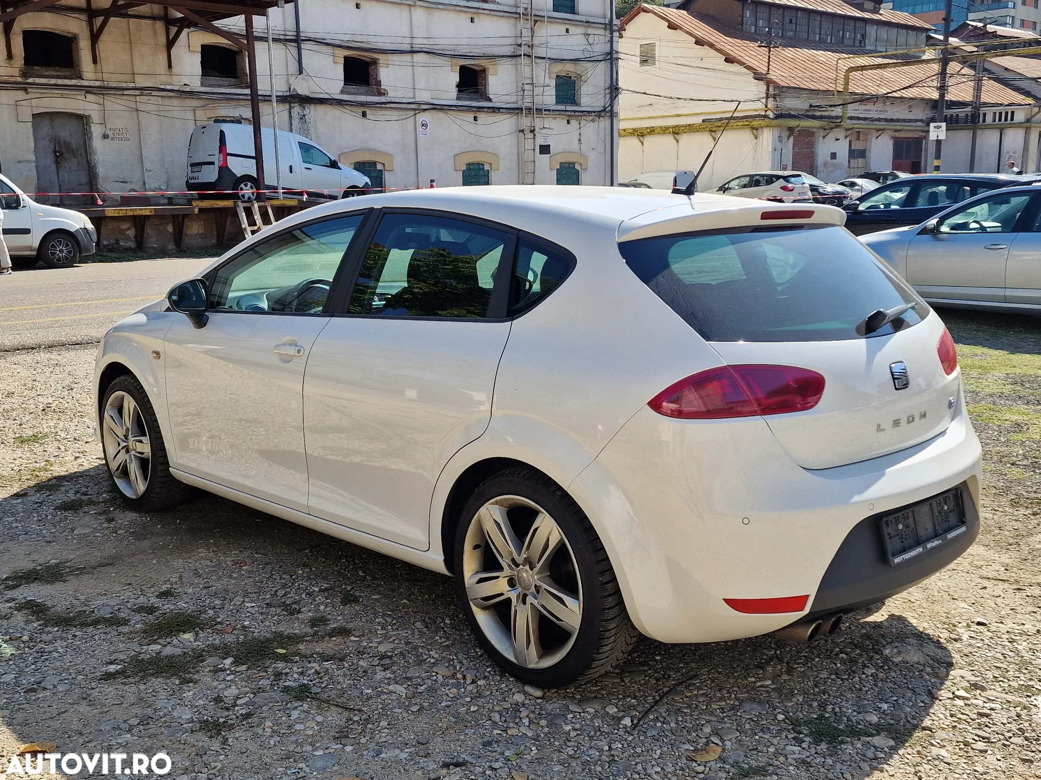 Seat Leon 2.0 TDI FR DSG - 12