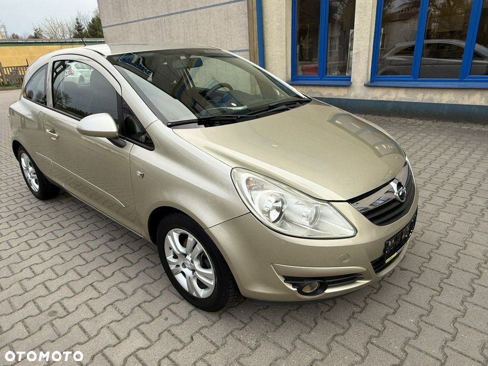 Opel Corsa - 8