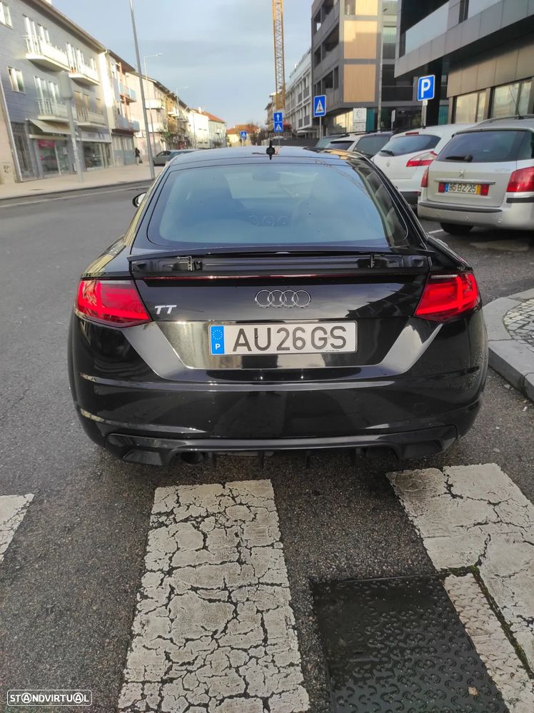 Audi TT Coupé 2.0 TDI S-line - 2