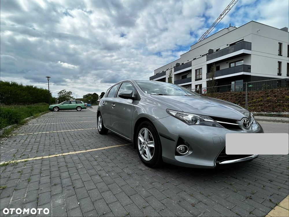 Toyota Auris 1.33 VVT-i Premium - 6