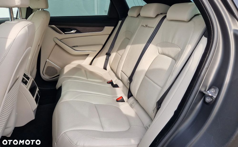 Jaguar F-Pace - 20