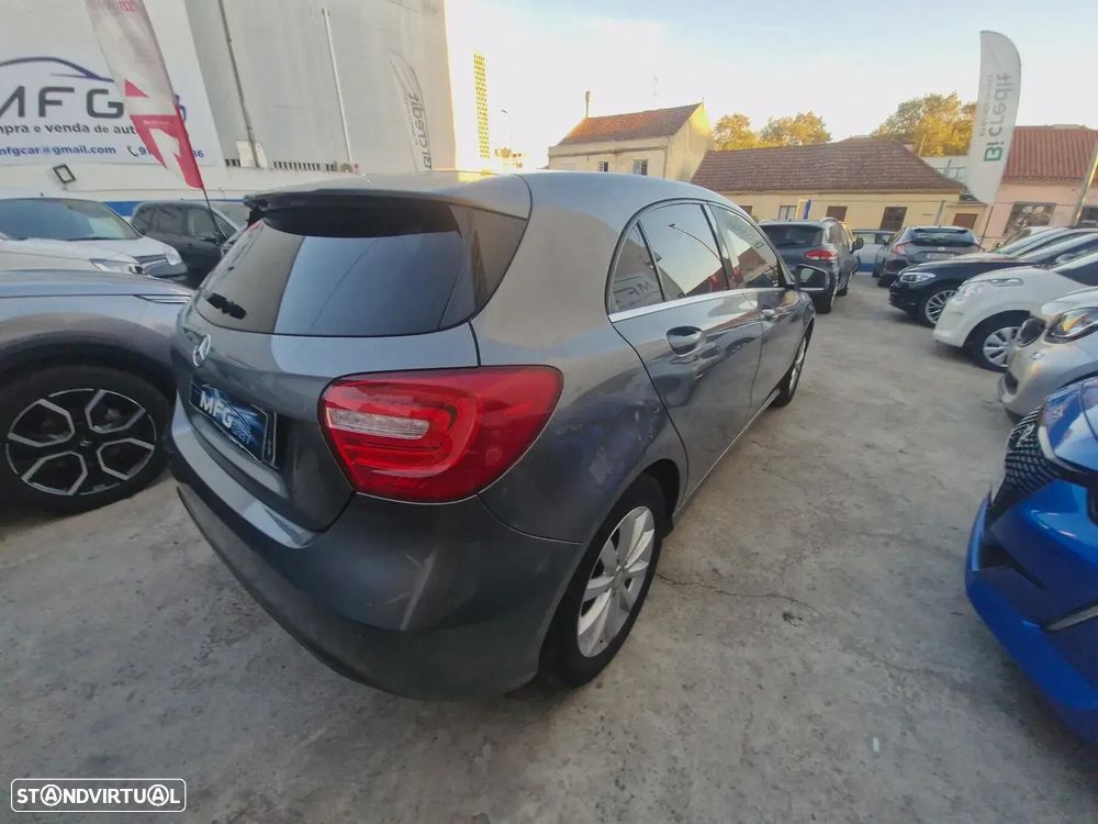 Mercedes-Benz A 200 - 7