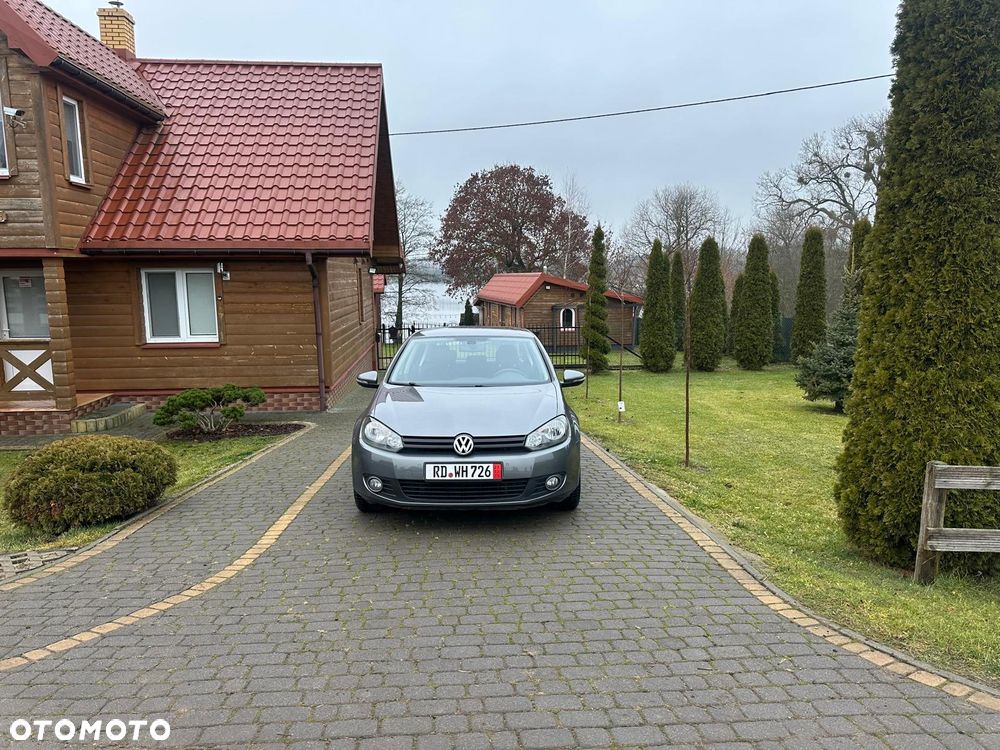 Volkswagen Golf 1.6 TDI DPF BlueMotion - 1