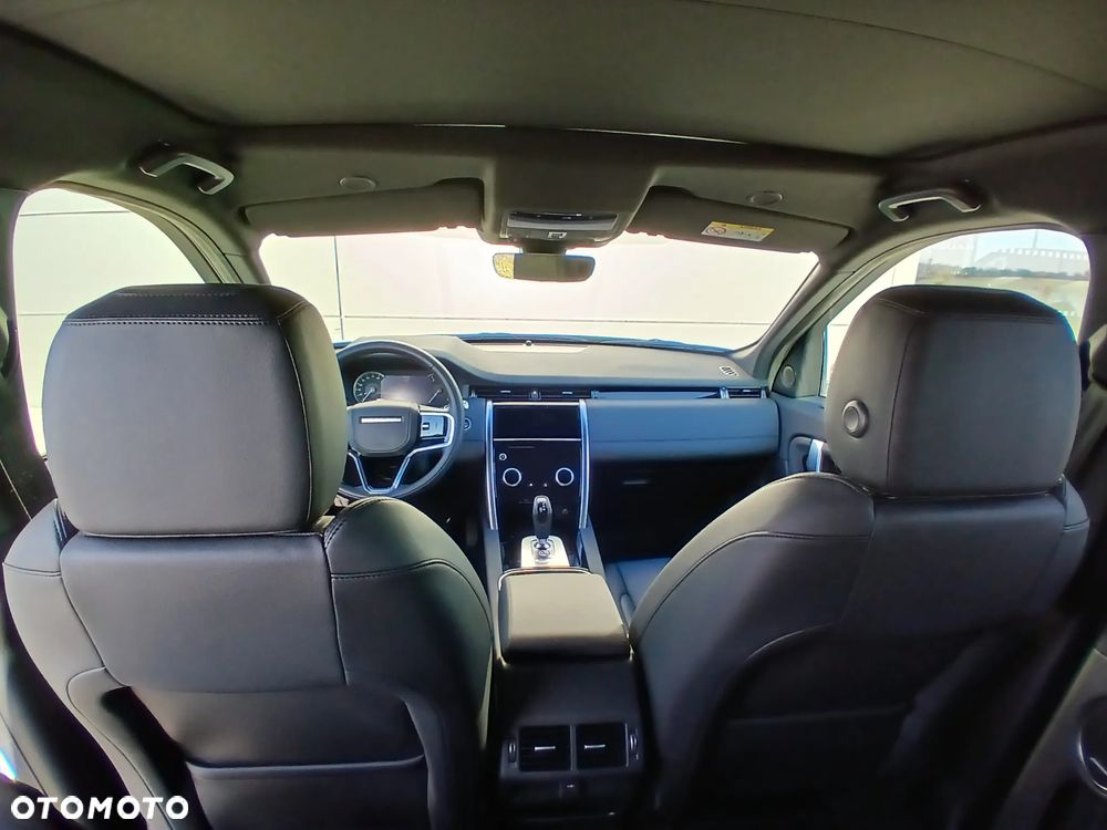Land Rover Discovery Sport - 12