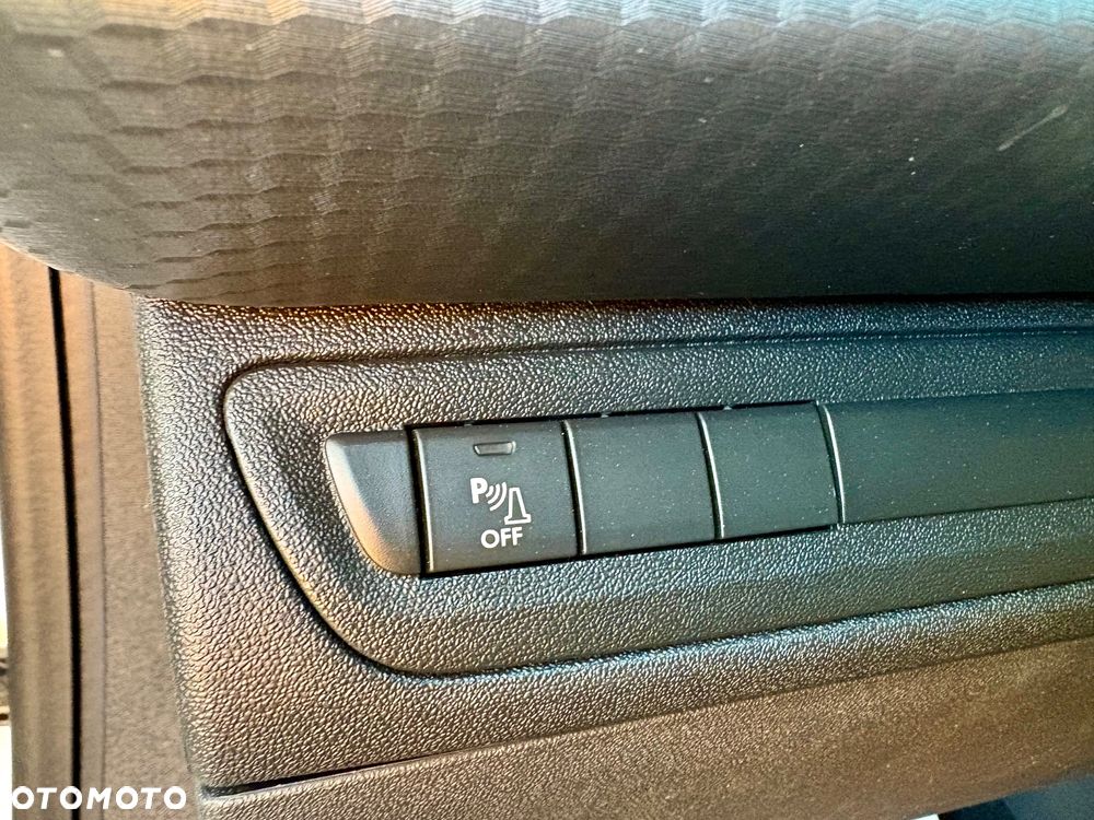 Peugeot 2008 - 14