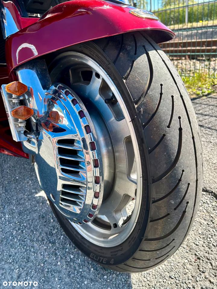 Honda GL - 10