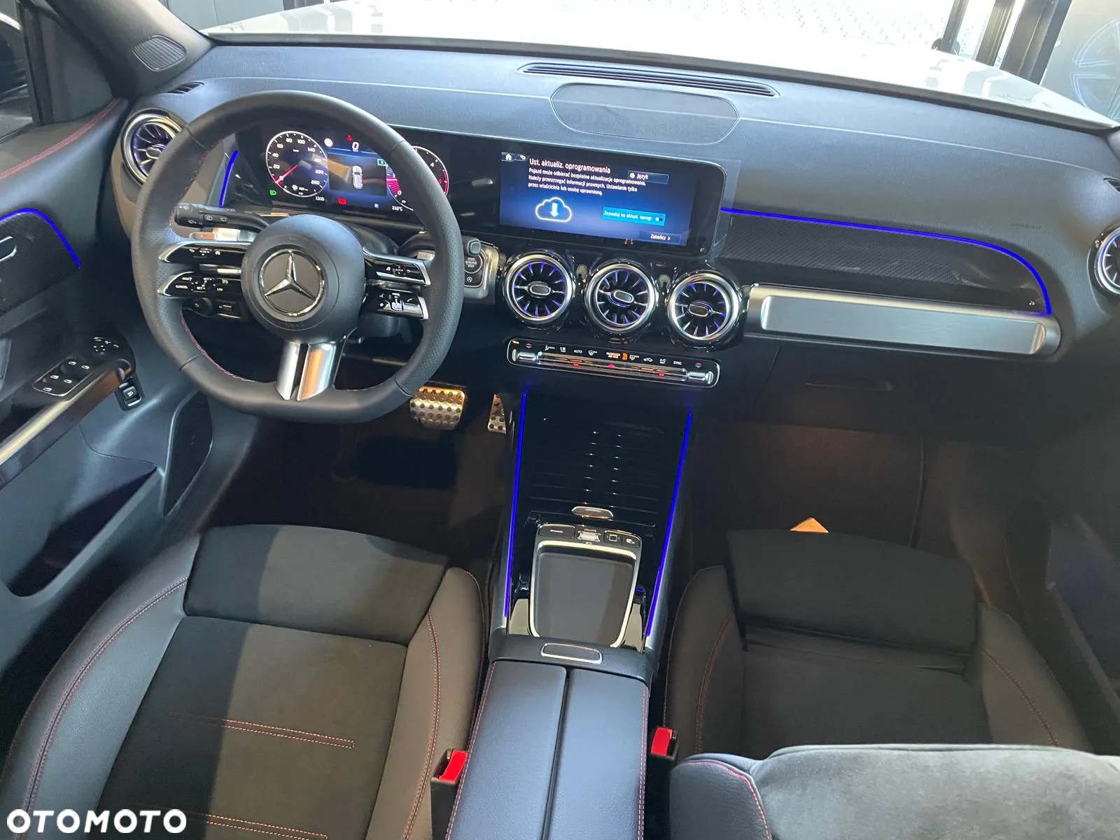 Mercedes-Benz GLB 220 d 4-Matic AMG Line 8G-DCT - 14