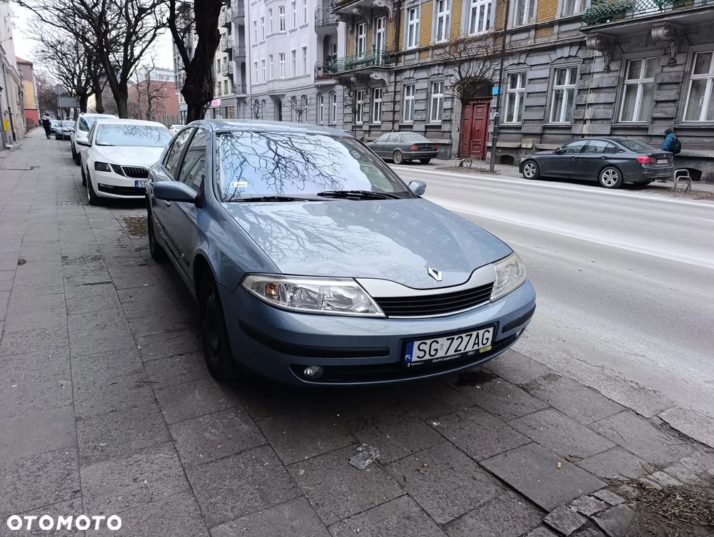 Renault Laguna 1.8 16V Expression - 1