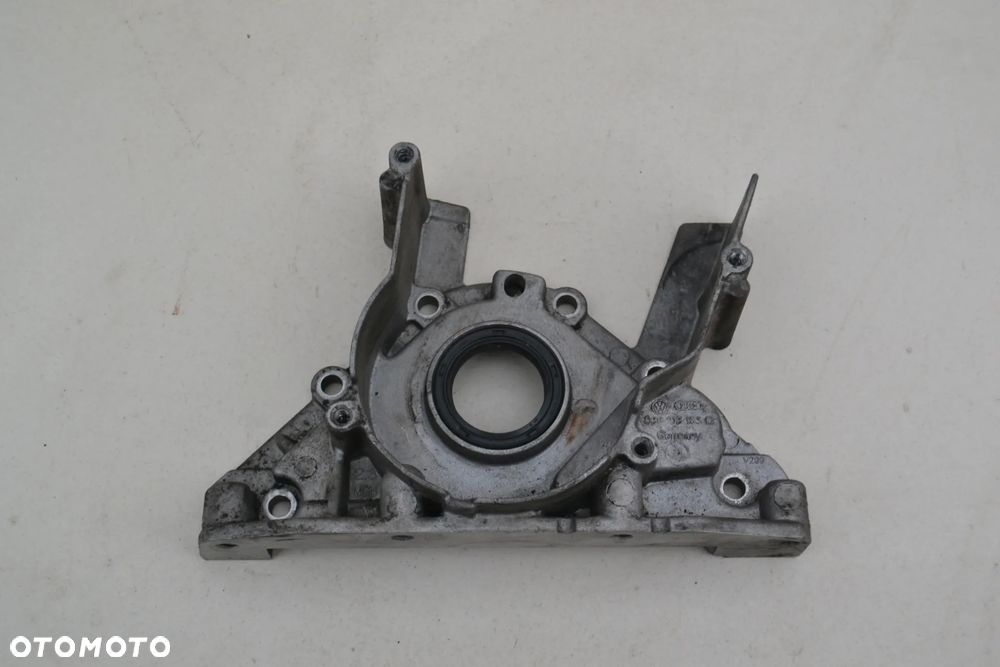 VW AUDI SEAT SKODA OSŁONA OBUDOWA ROZRZĄDU USZCZELNIACZ WAŁU 038103153D - 1