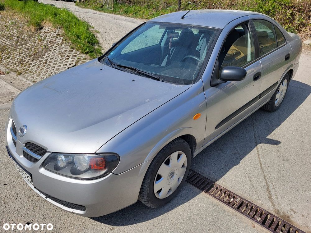 Nissan Almera - 3