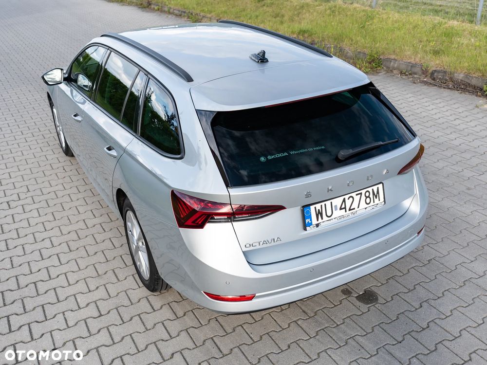 Skoda Octavia 2.0 TDI Ambition - 11