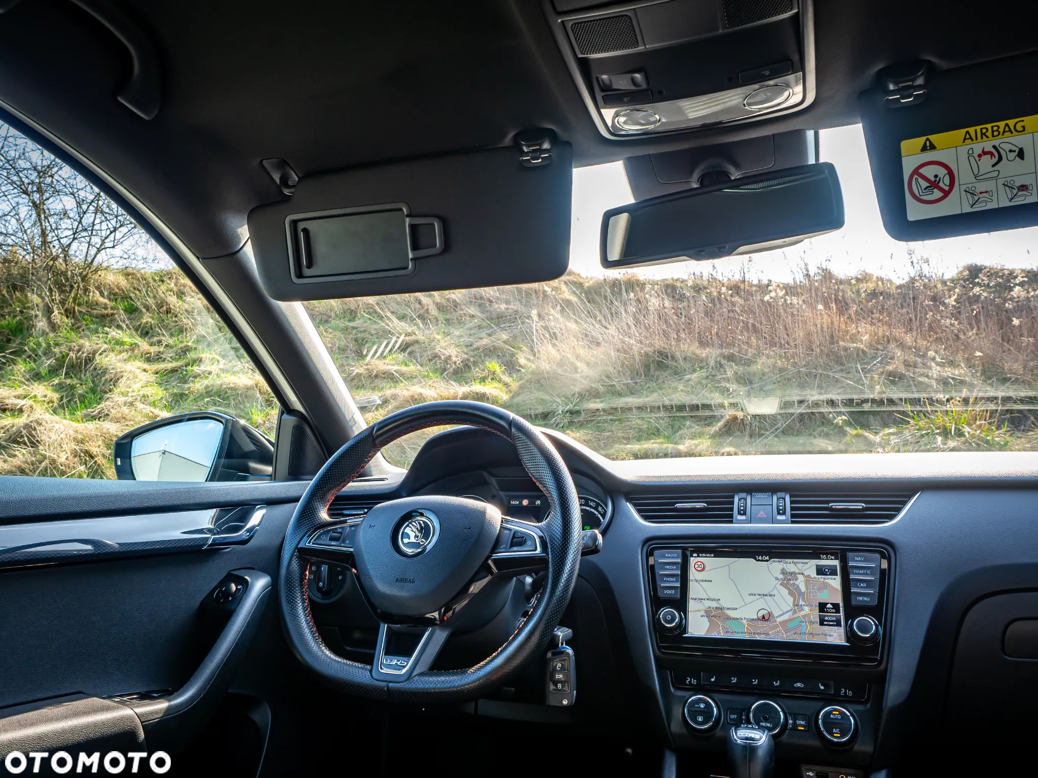 Skoda Octavia Combi 2.0 TDI DSG RS - 24
