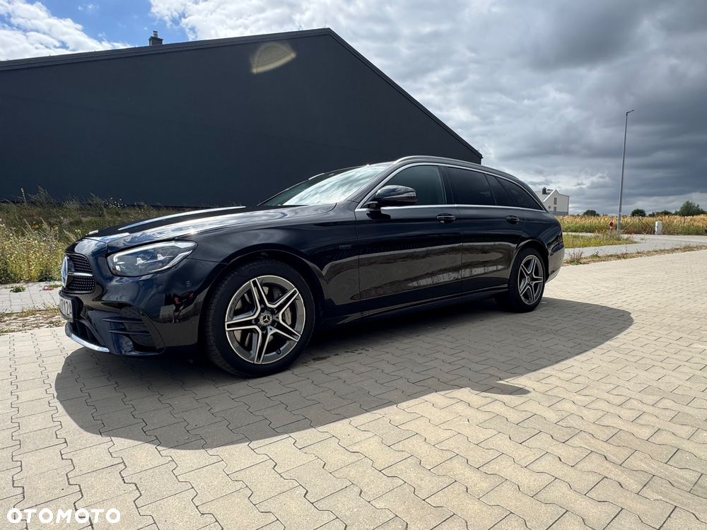 Mercedes-Benz Klasa E 300 de 9G-TRONIC AMG Line - 28